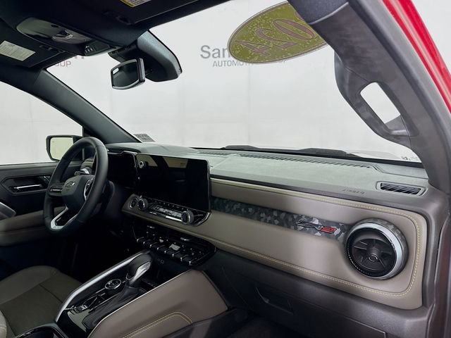Used 2024 Chevrolet Colorado ZR2 w/ ZR2 Convenience Package III AWD/4WD image 30