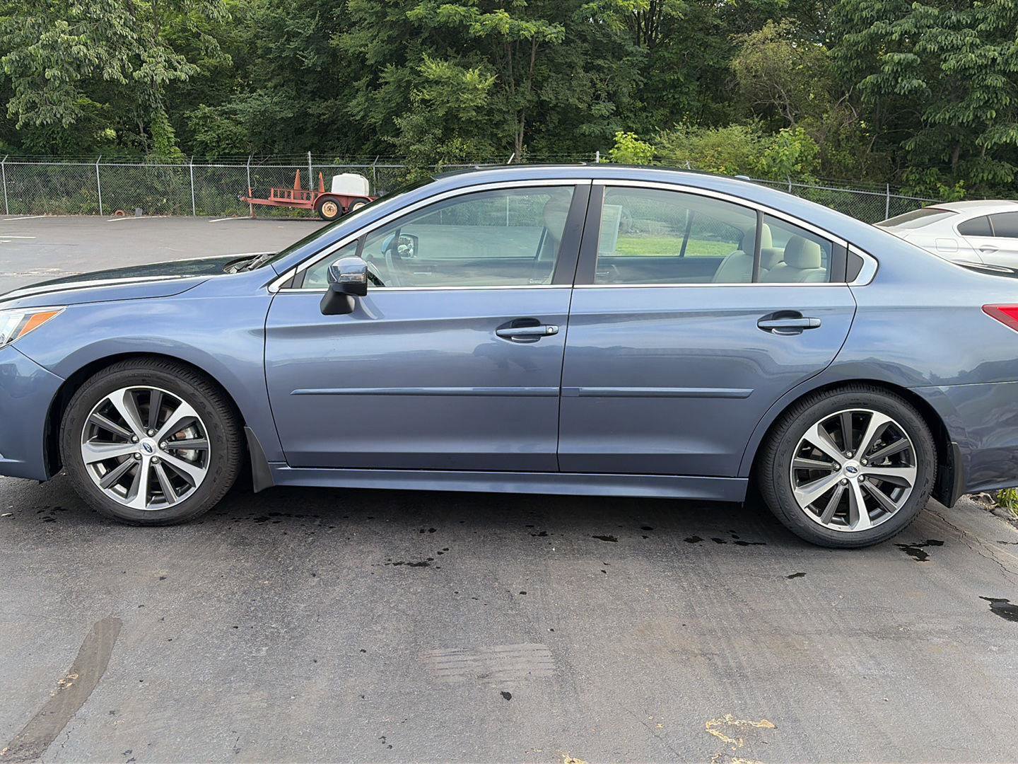 Used 2015 Subaru Legacy 3.6R Limited AWD/4WD image 2