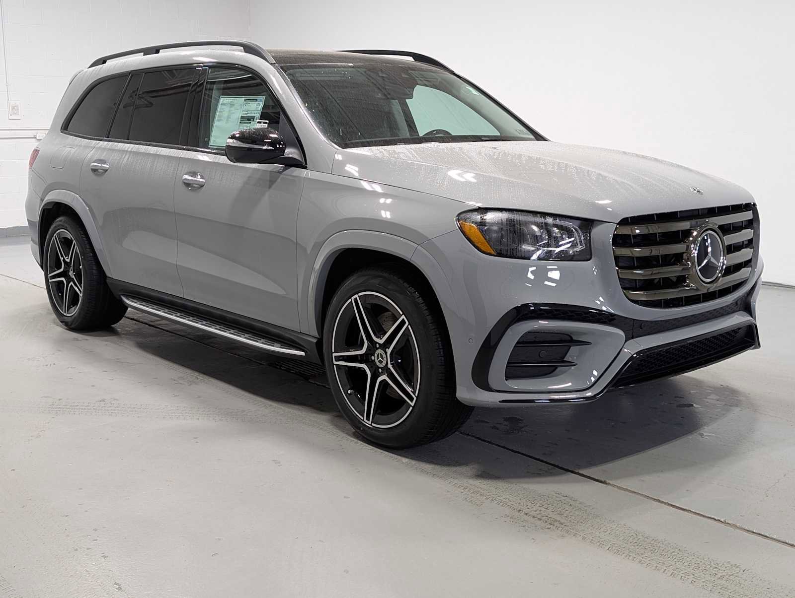 New 2026 Mercedes-Benz GLS 450 4MATIC image 6