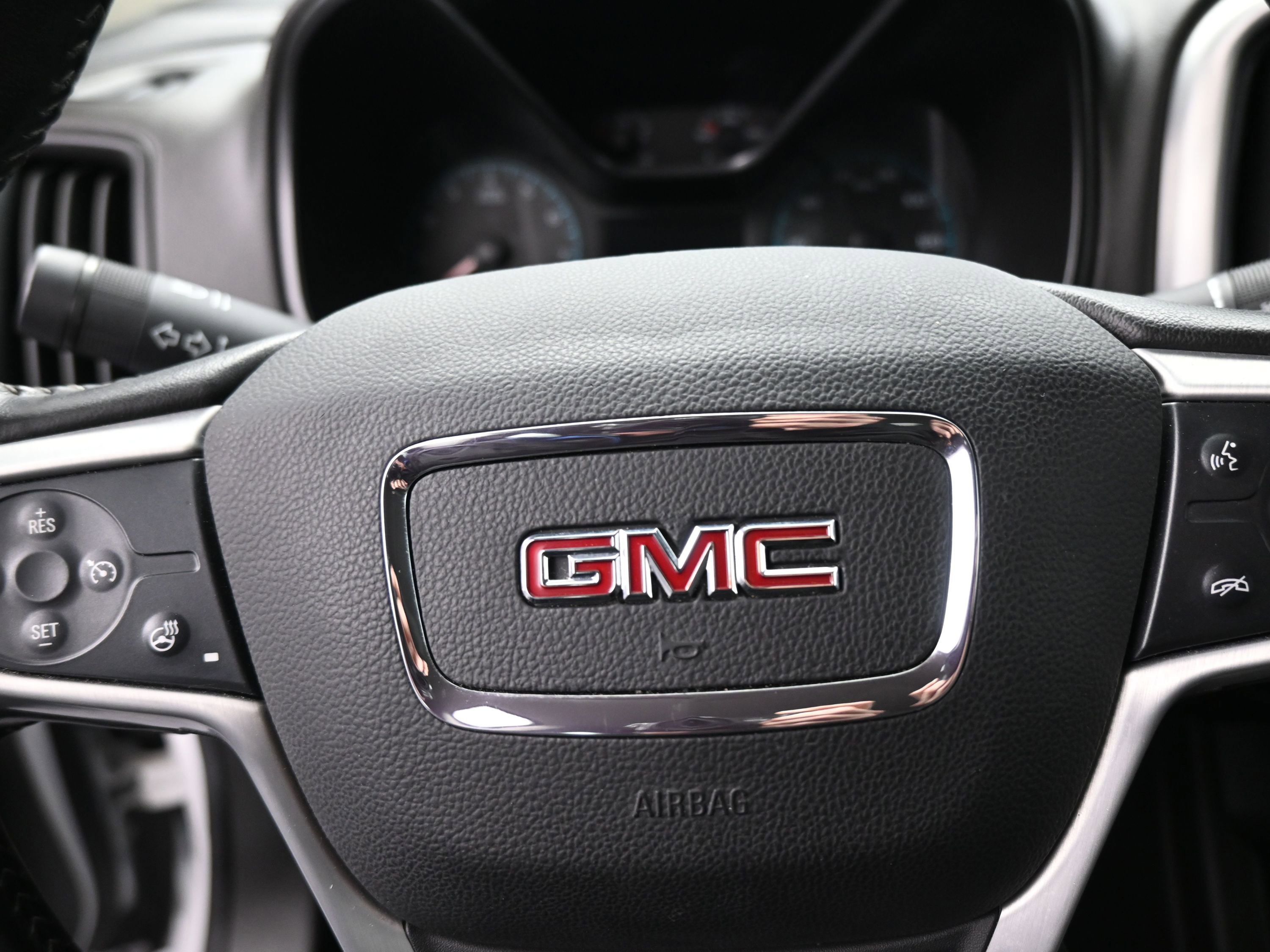 Certified 2022 GMC Canyon Elevation w/ Elevation Premium Package image 16