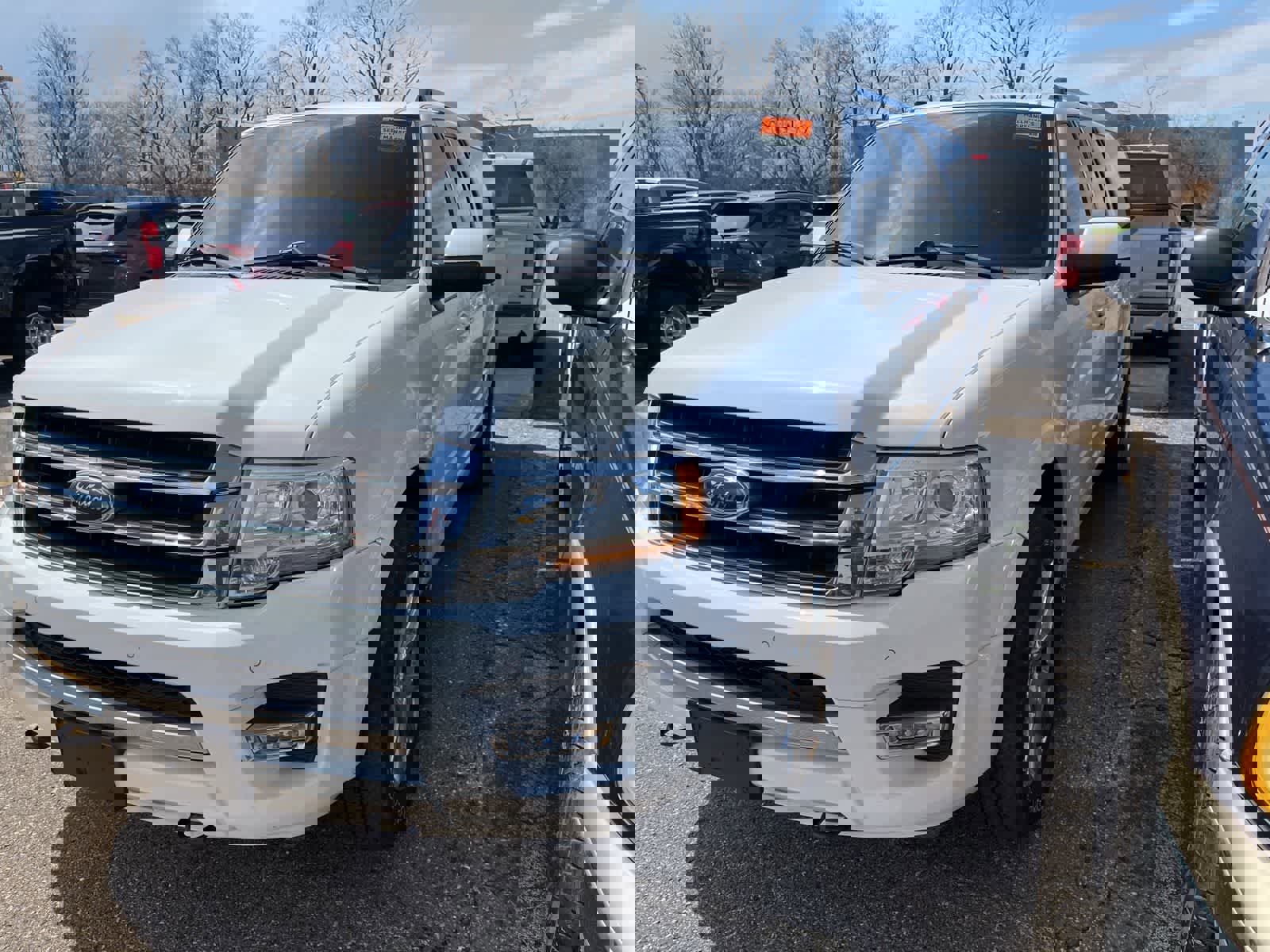 Used 2015 Ford Expedition EL Limited w/ Equipment Group 301A image 2