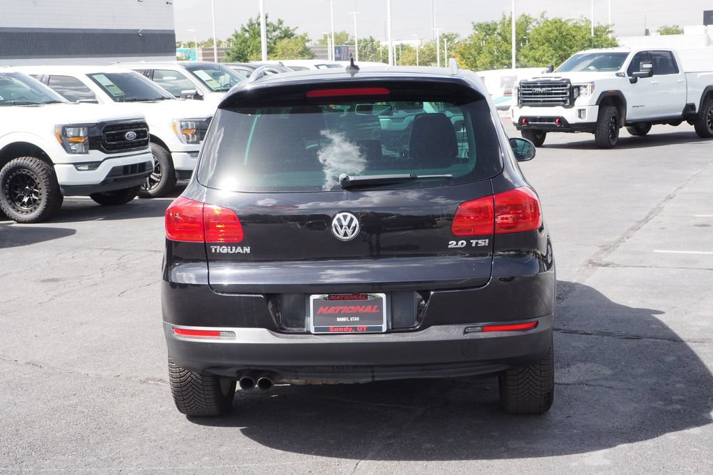 Used 2015 Volkswagen Tiguan S FWD image 6