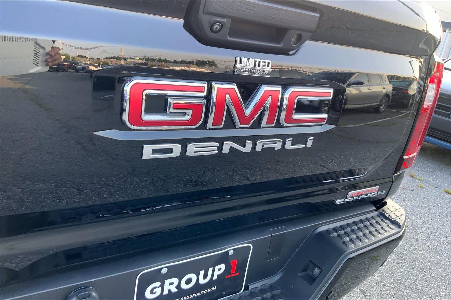Used 2026 GMC Canyon Denali AWD/4WD image 30