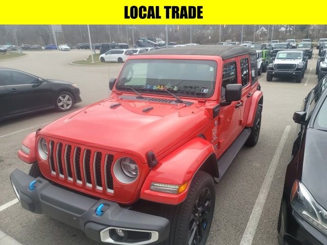 Used 2022 Jeep Wrangler Unlimited Sahara w/ Cold Weather Group image 4