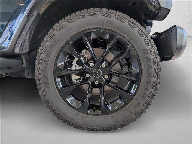 Used 2025 Jeep Gladiator Sport AWD/4WD image 21