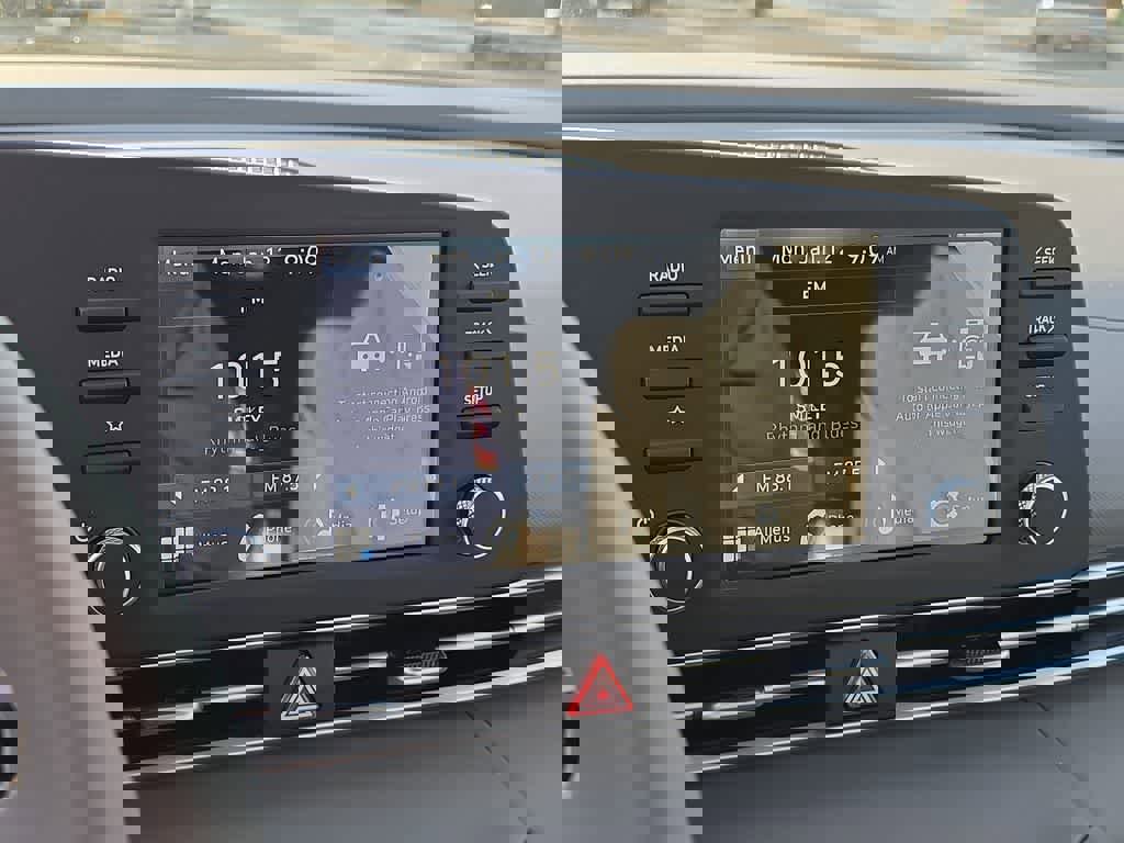 New 2026 Hyundai Elantra Sport image 28