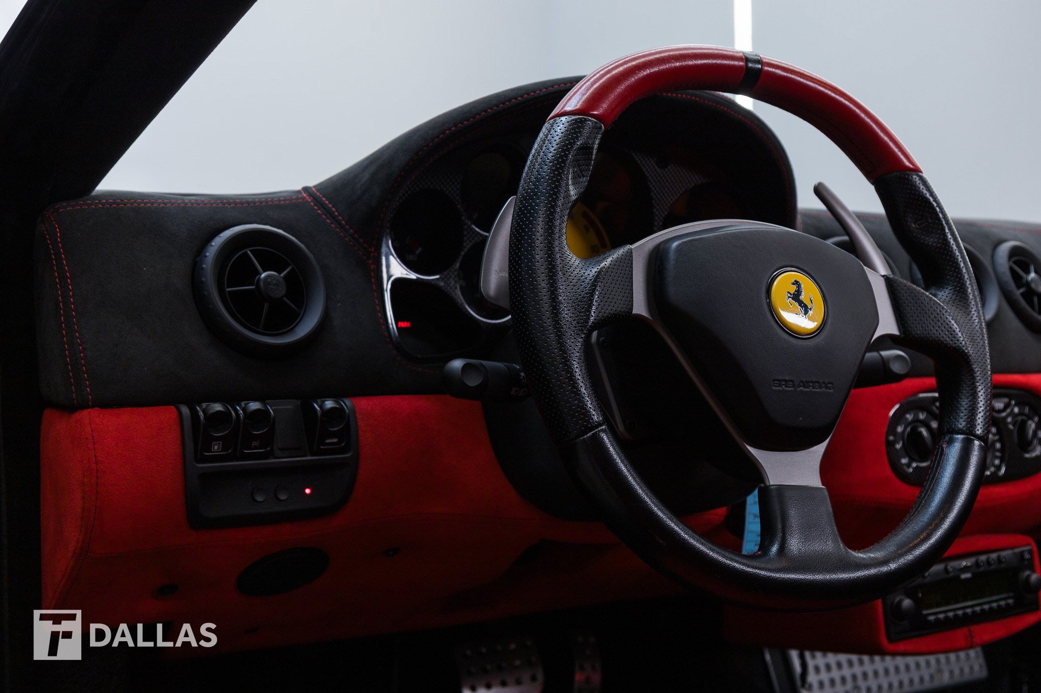 Used 2004 Ferrari 360 Challenge Stradale RWD image 37