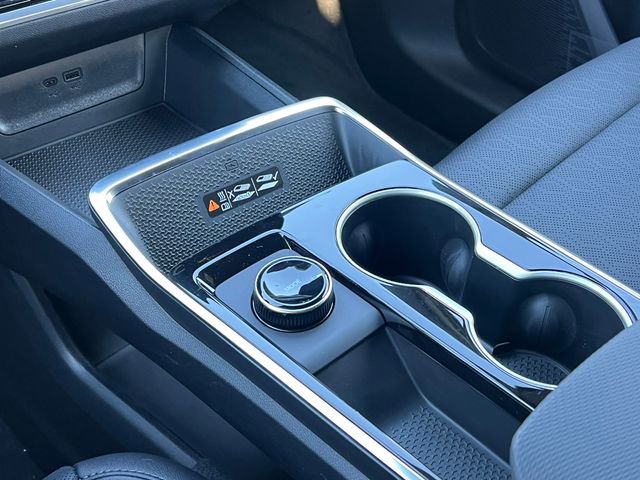 New 2026 Chevrolet Equinox LT w/ Convenience Package II image 27