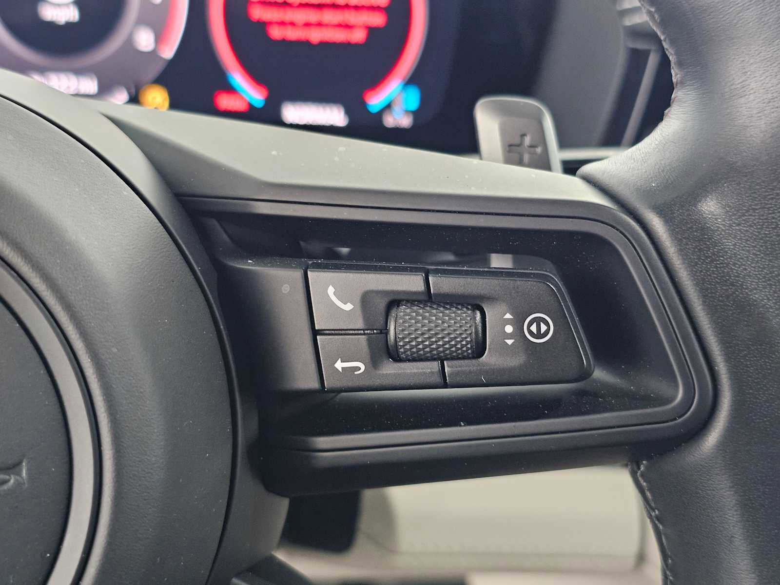 Used 2024 Porsche Panamera 4 image 56