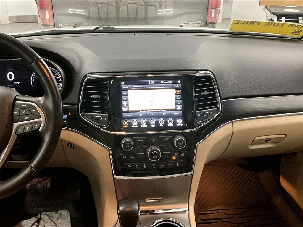 Used 2021 Jeep Grand Cherokee Limited w/ Premium Lighting Group image 18