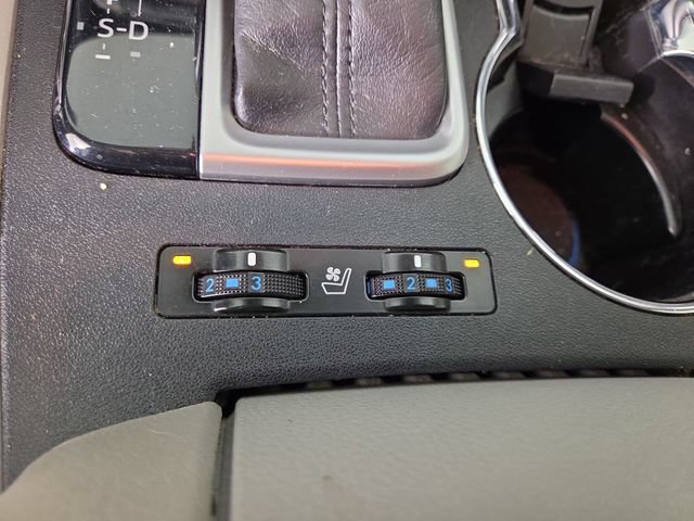 Used 2018 Toyota Highlander Limited Platinum AWD/4WD image 27