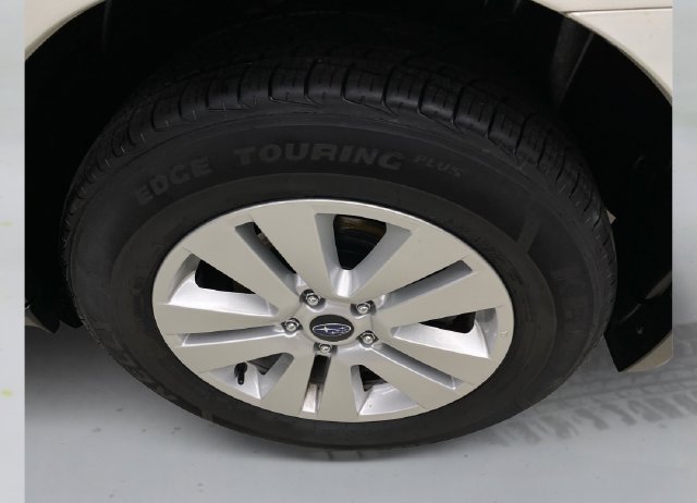 Used 2017 Subaru Outback 2.5i Premium AWD/4WD image 18
