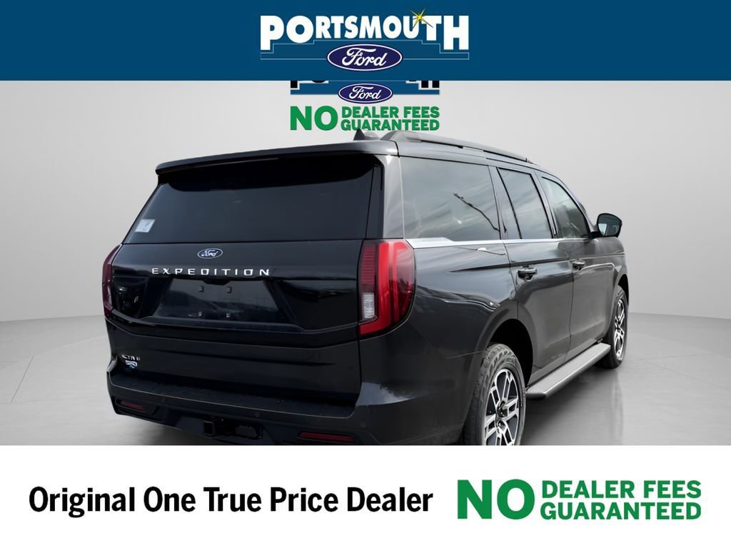 New 2026 Ford Expedition Active image 25
