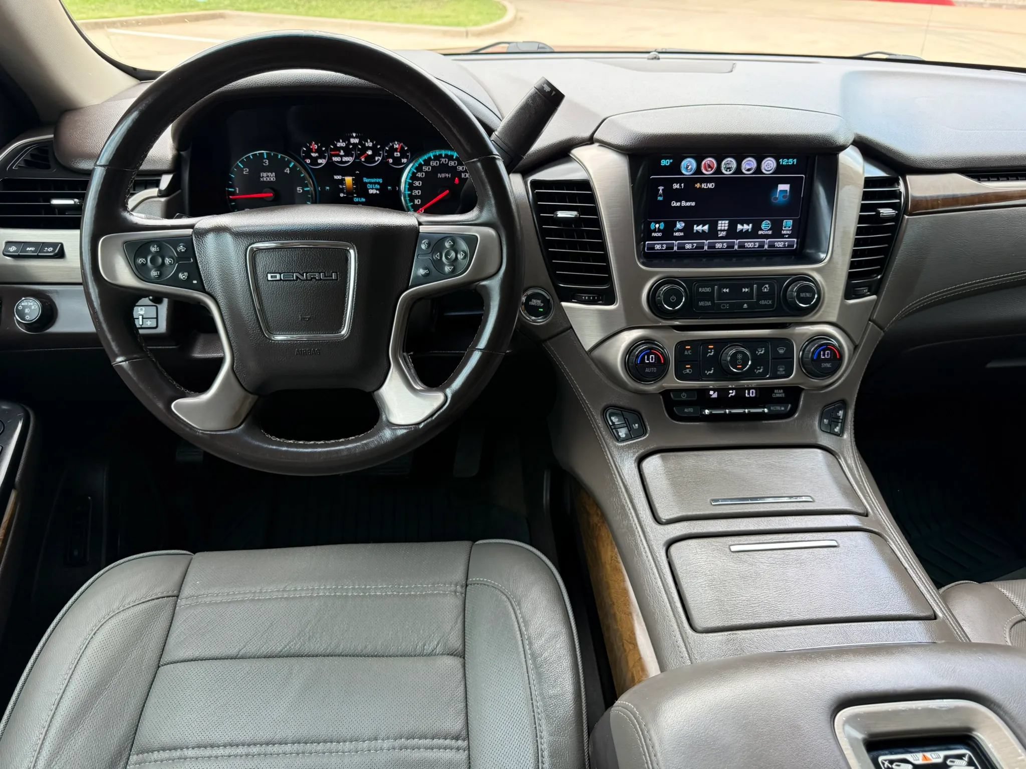 Used 2018 GMC Yukon Denali w/ Enhanced Security Package RWD image 14
