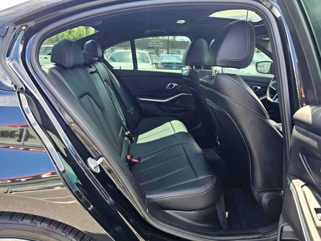 Used 2025 BMW 330i xDrive Sedan w/ M Sport Package image 12
