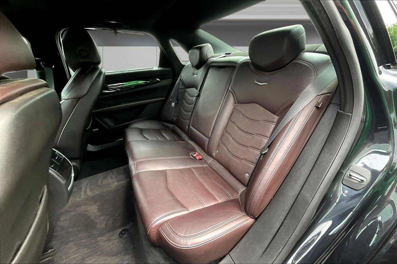 Used 2019 Cadillac CT6 Premium Luxury w/ Active Chassis Package 20" AWD/4WD image 22