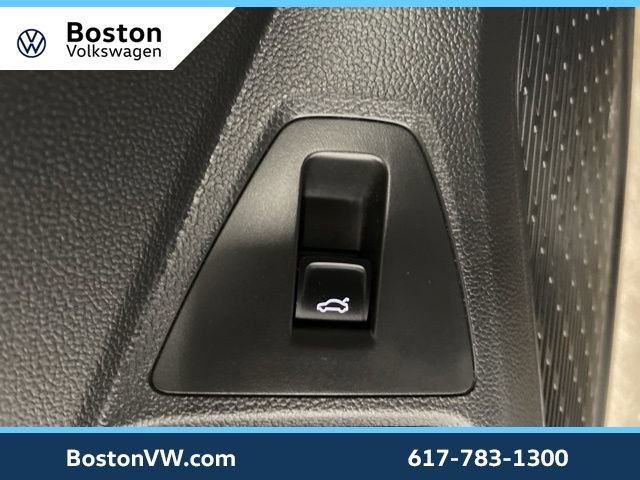 Used 2020 Volkswagen Jetta SEL image 30