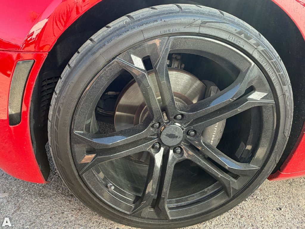 Used 2019 Chevrolet Camaro SS RWD image 5