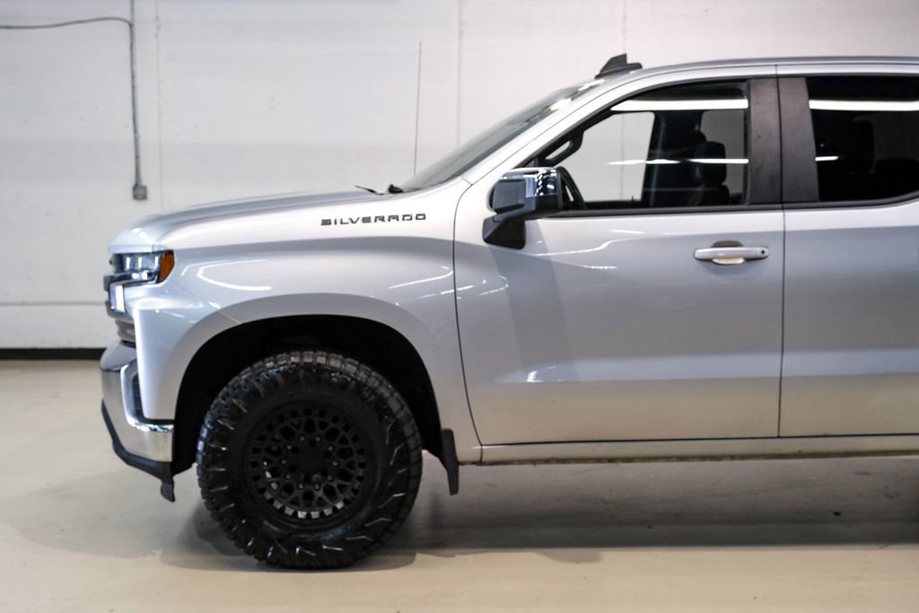 Used 2020 Chevrolet Silverado 1500 LT w/ Trailering Package AWD/4WD image 12