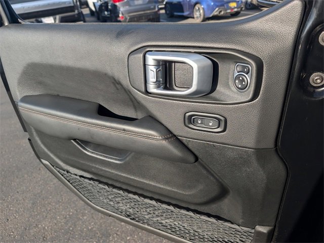 Used 2022 Jeep Wrangler Unlimited Rubicon w/ Xtreme Recon 35" Tire Package image 20