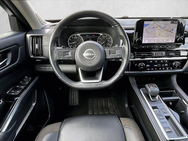 Used 2023 Nissan Pathfinder SL w/ SL Premium Package FWD image 7