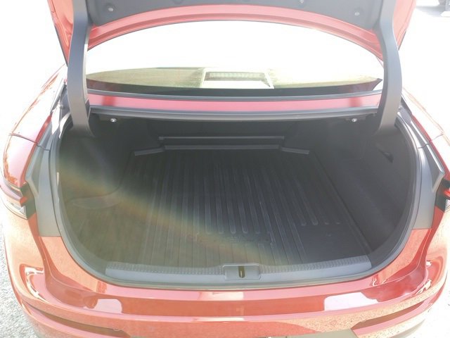 Used 2023 Toyota Crown Platinum image 12