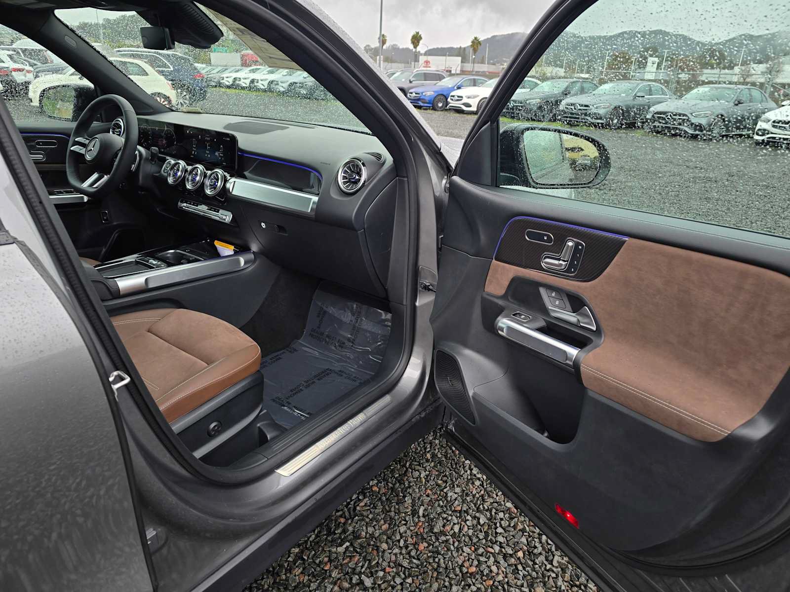 New 2026 Mercedes-Benz GLB 250 4MATIC image 12