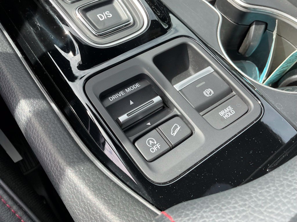 Certified 2025 Honda Pilot Black Edition image 45