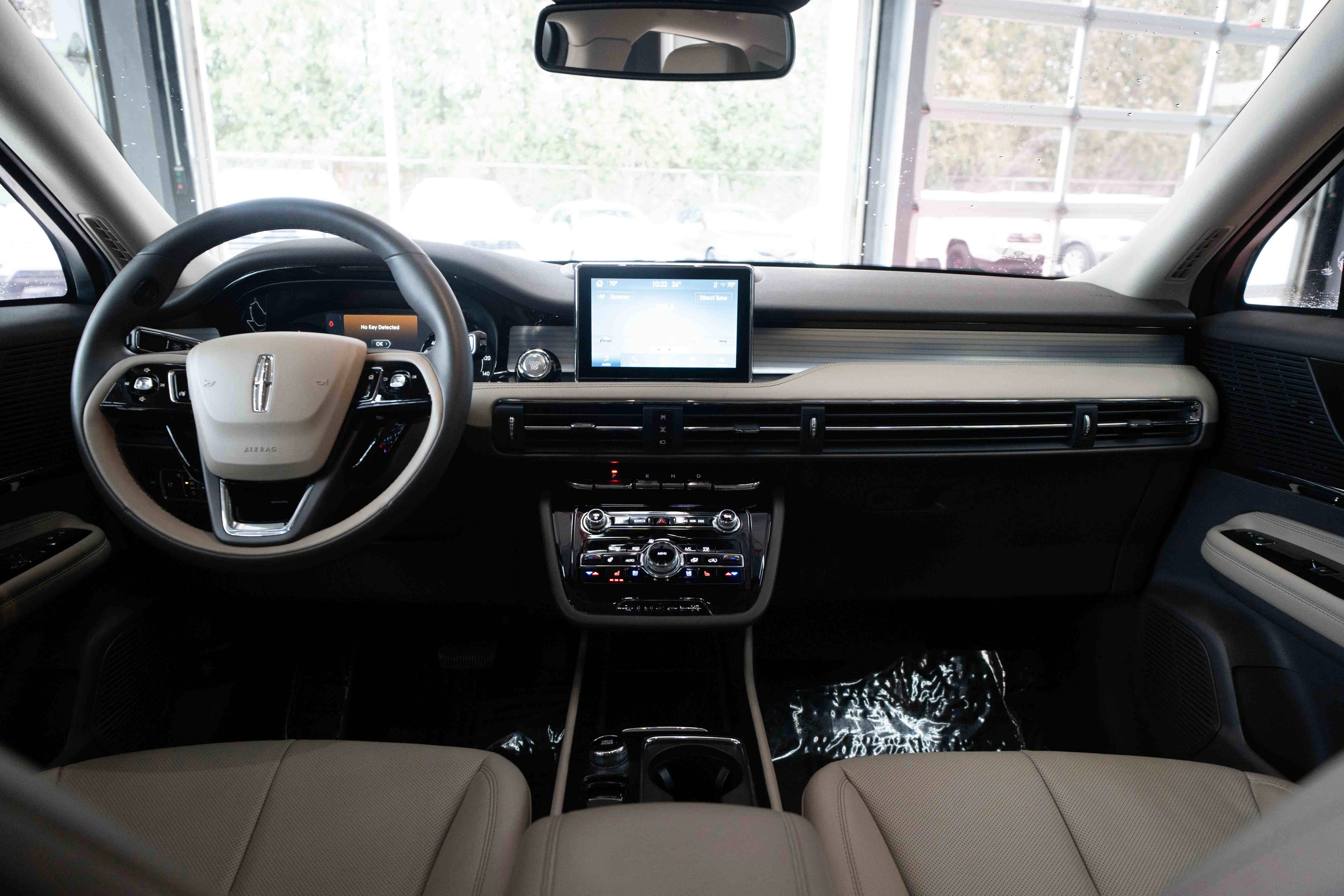 Used 2022 Lincoln Corsair AWD w/ Equipment Group 101A image 20