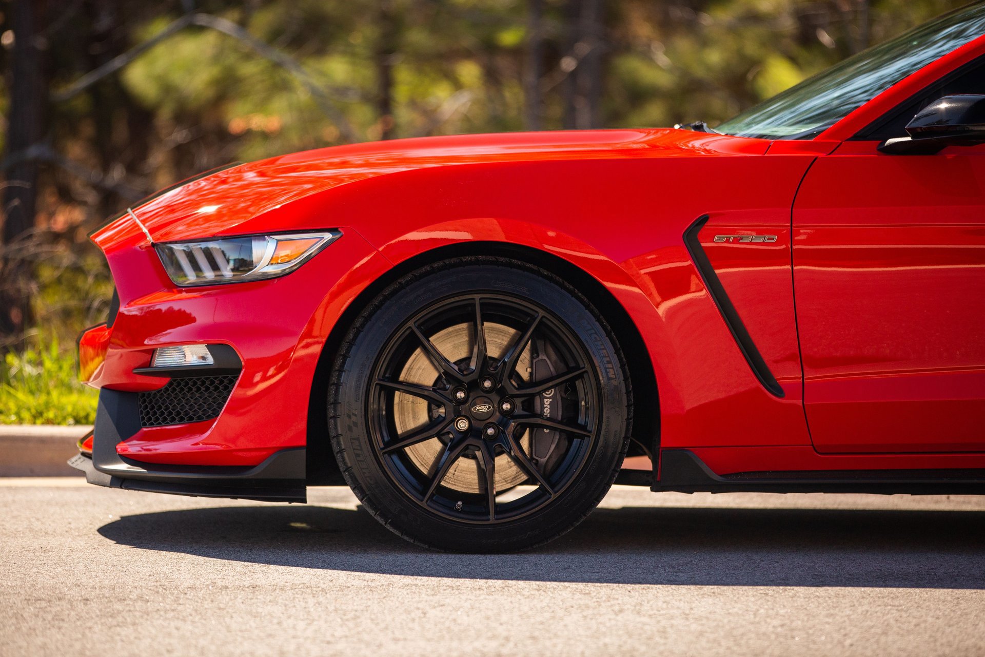 Used 2017 Ford Mustang Shelby GT350 w/ Electronics Package image 7
