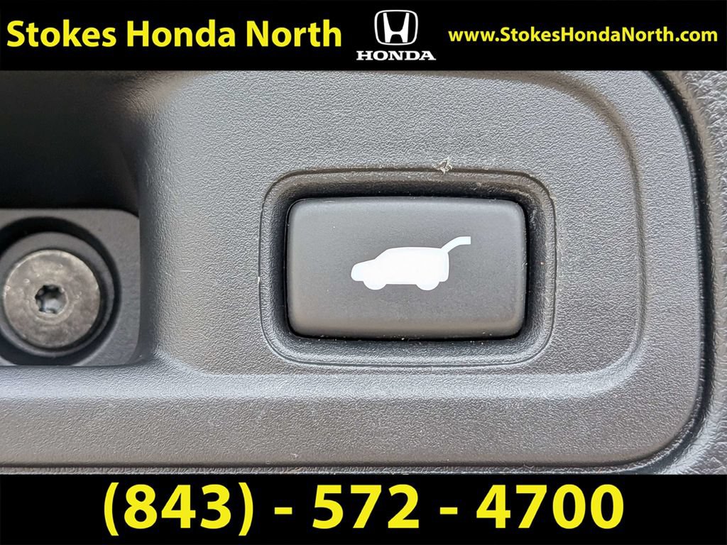 Used 2022 Honda Pilot Touring image 17