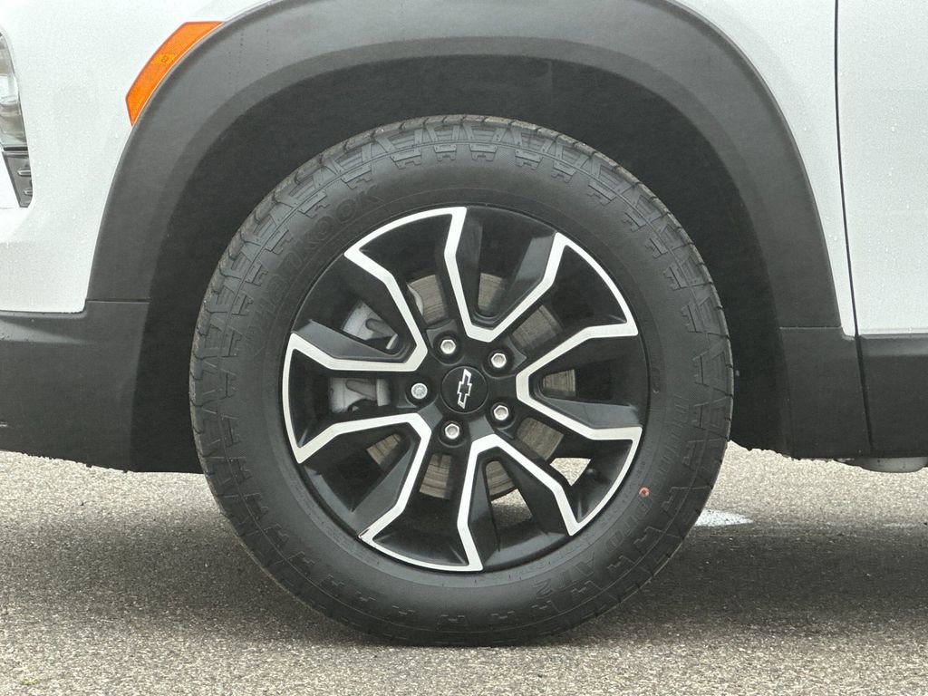 Used 2024 Chevrolet TrailBlazer ACTIV w/ Convenience Package image 24