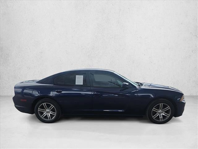 Used 2014 Dodge Charger SE RWD image 6
