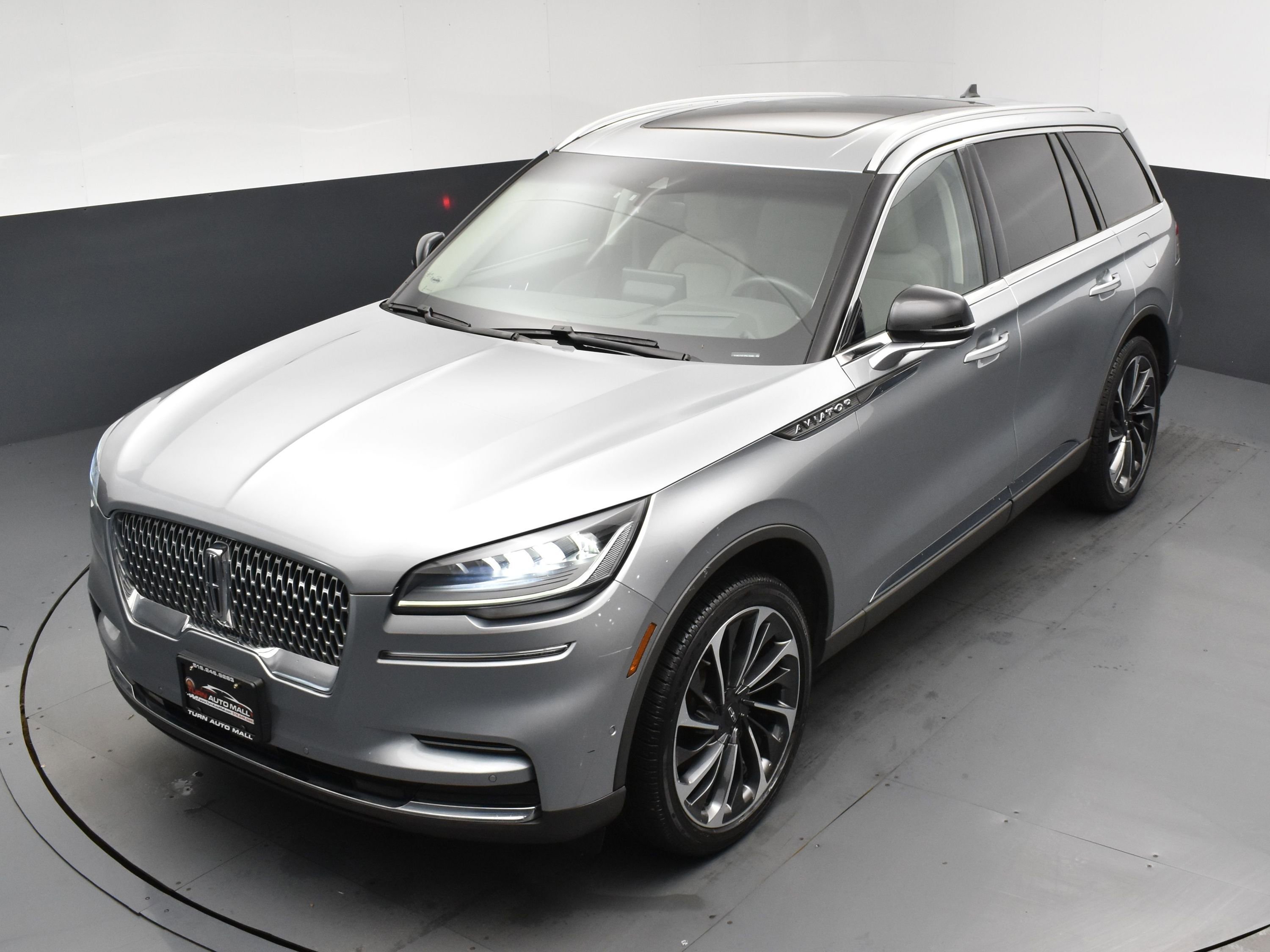 Used 2023 Lincoln Aviator Reserve w/ Equipment Group 201A image 19