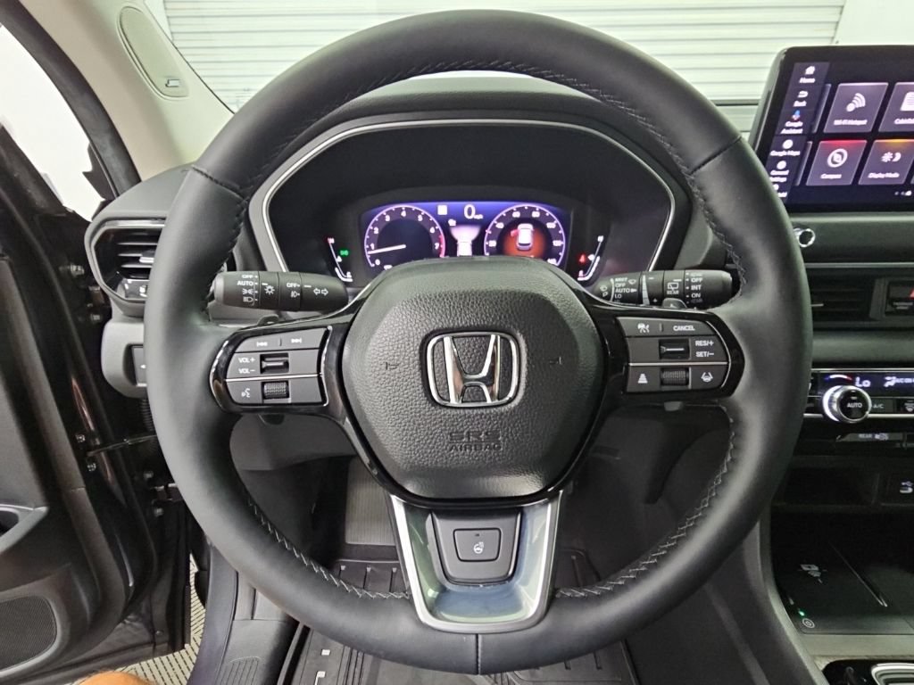 Used 2026 Honda Pilot Elite image 26
