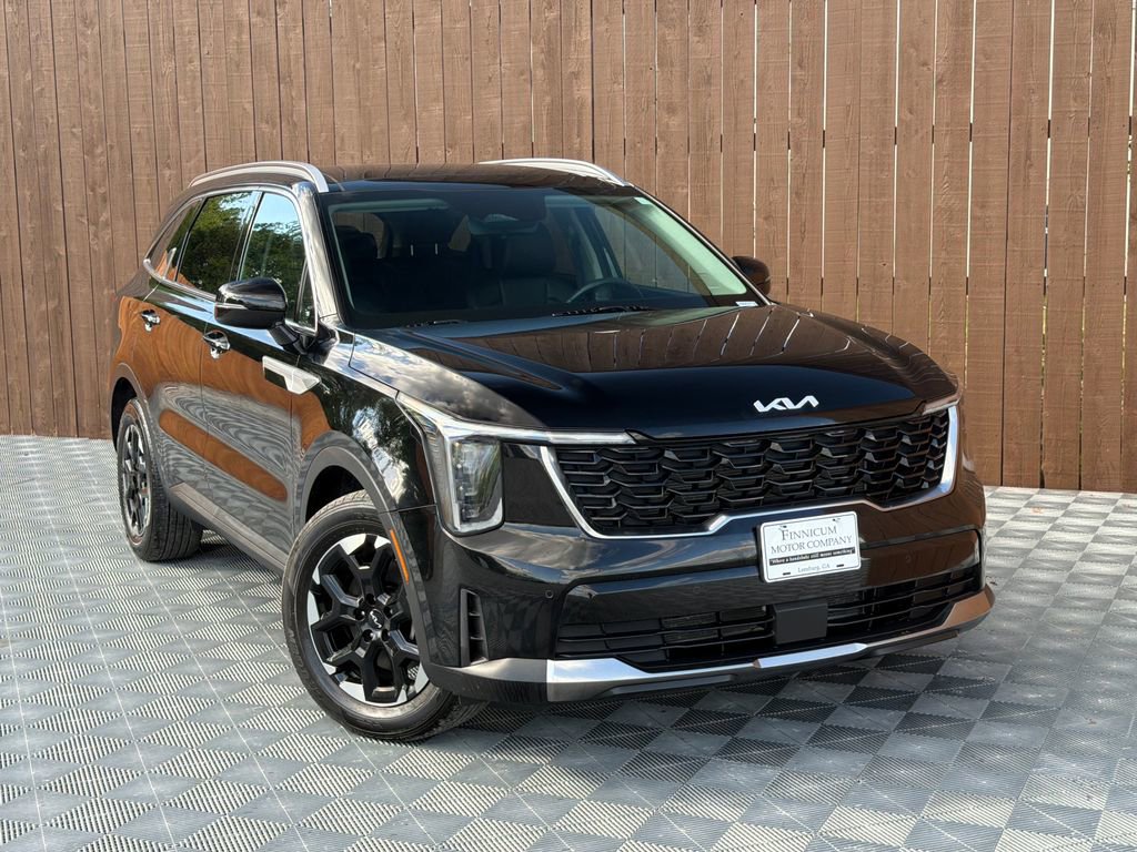 Used 2024 Kia Sorento S w/ Panoramic Sunroof Package FWD image 10