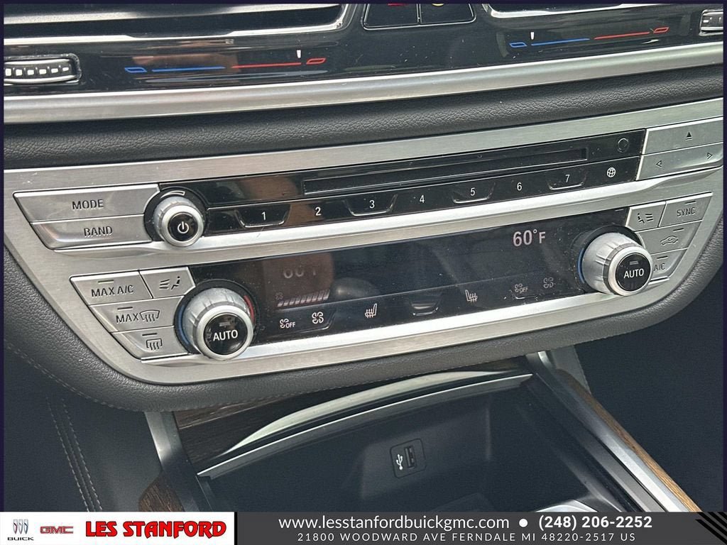 Used 2019 BMW 750i xDrive w/ M Sport Package AWD/4WD image 32