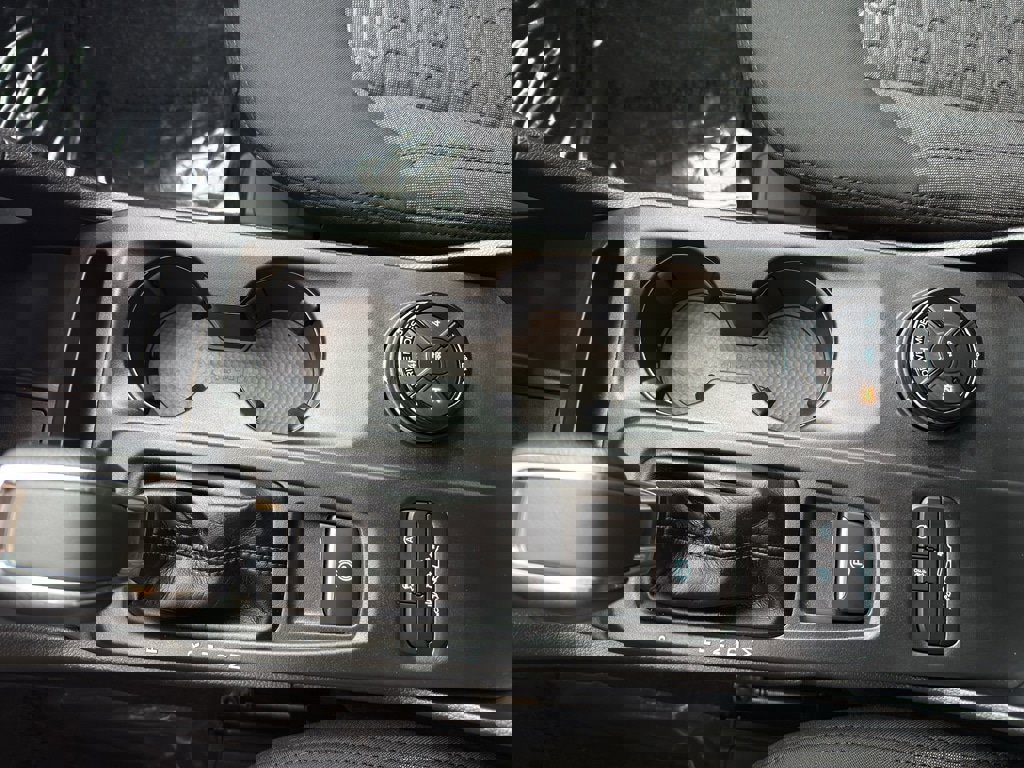 New 2025 Ford Ranger XLT w/ Equipment Group 301A High image 25