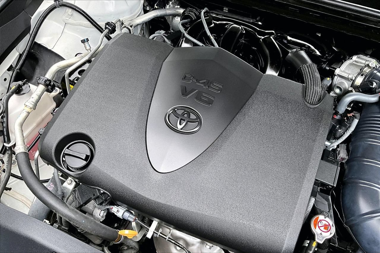 Used 2023 Toyota Camry TRD FWD image 32