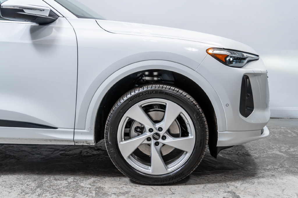 New 2026 Audi Q5 Premium Plus AWD/4WD image 12