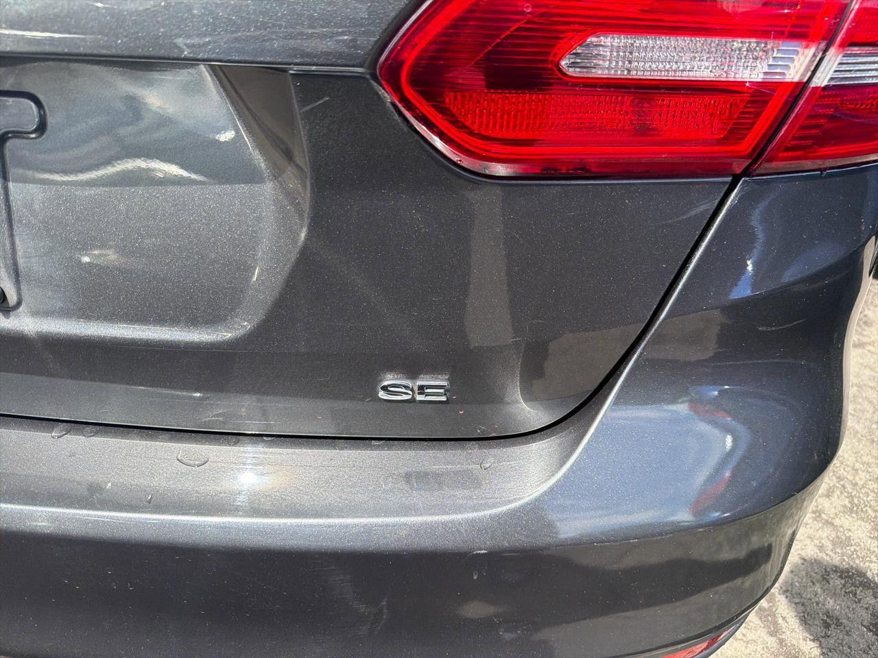 Used 2016 Ford Focus SE FWD image 8