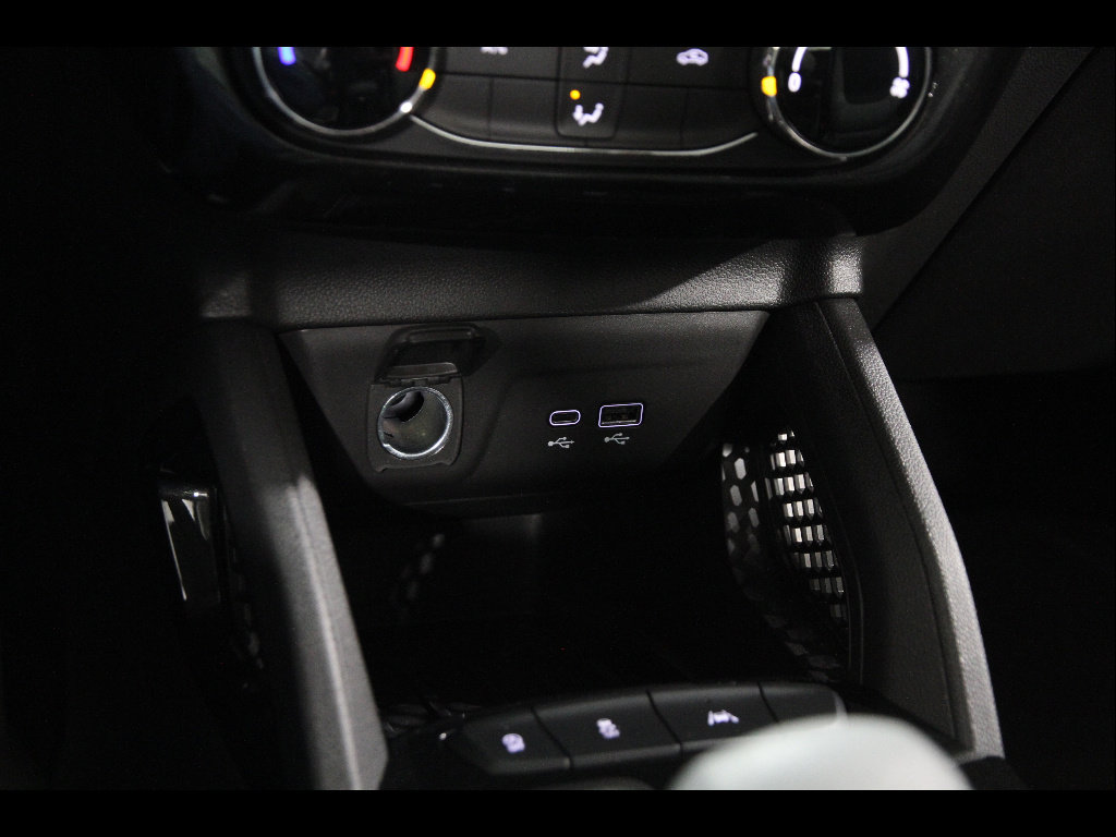 Used 2025 Chevrolet TrailBlazer LT image 14