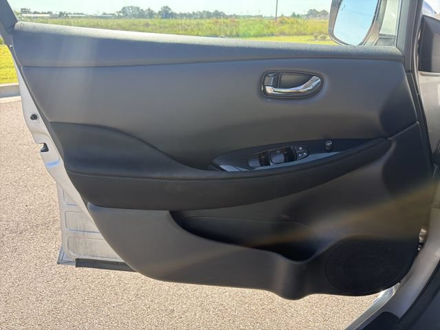 Used 2023 Nissan Leaf SV Plus FWD image 32