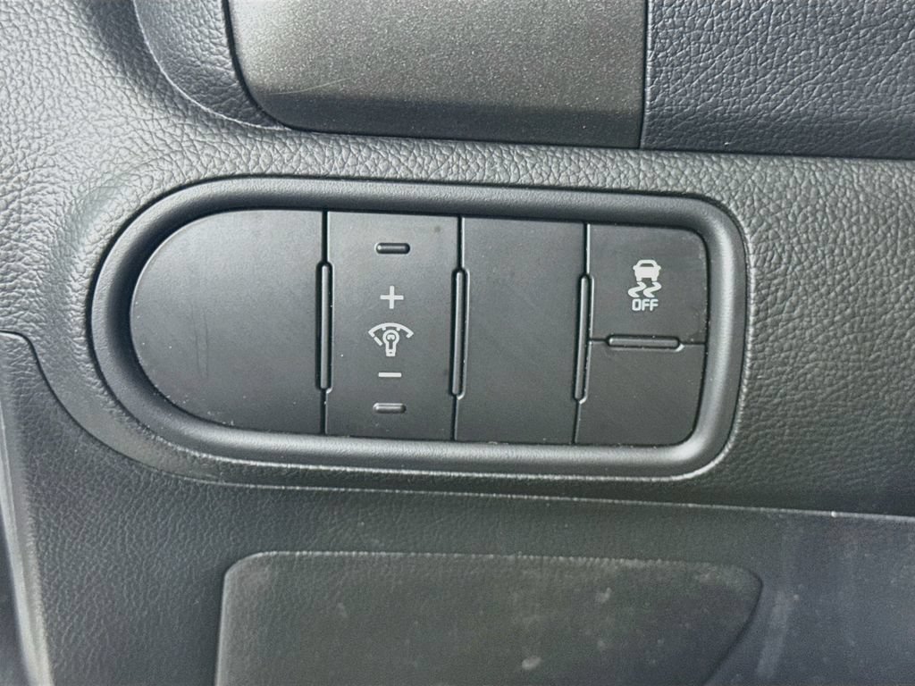 Used 2018 Kia Forte LX FWD image 16