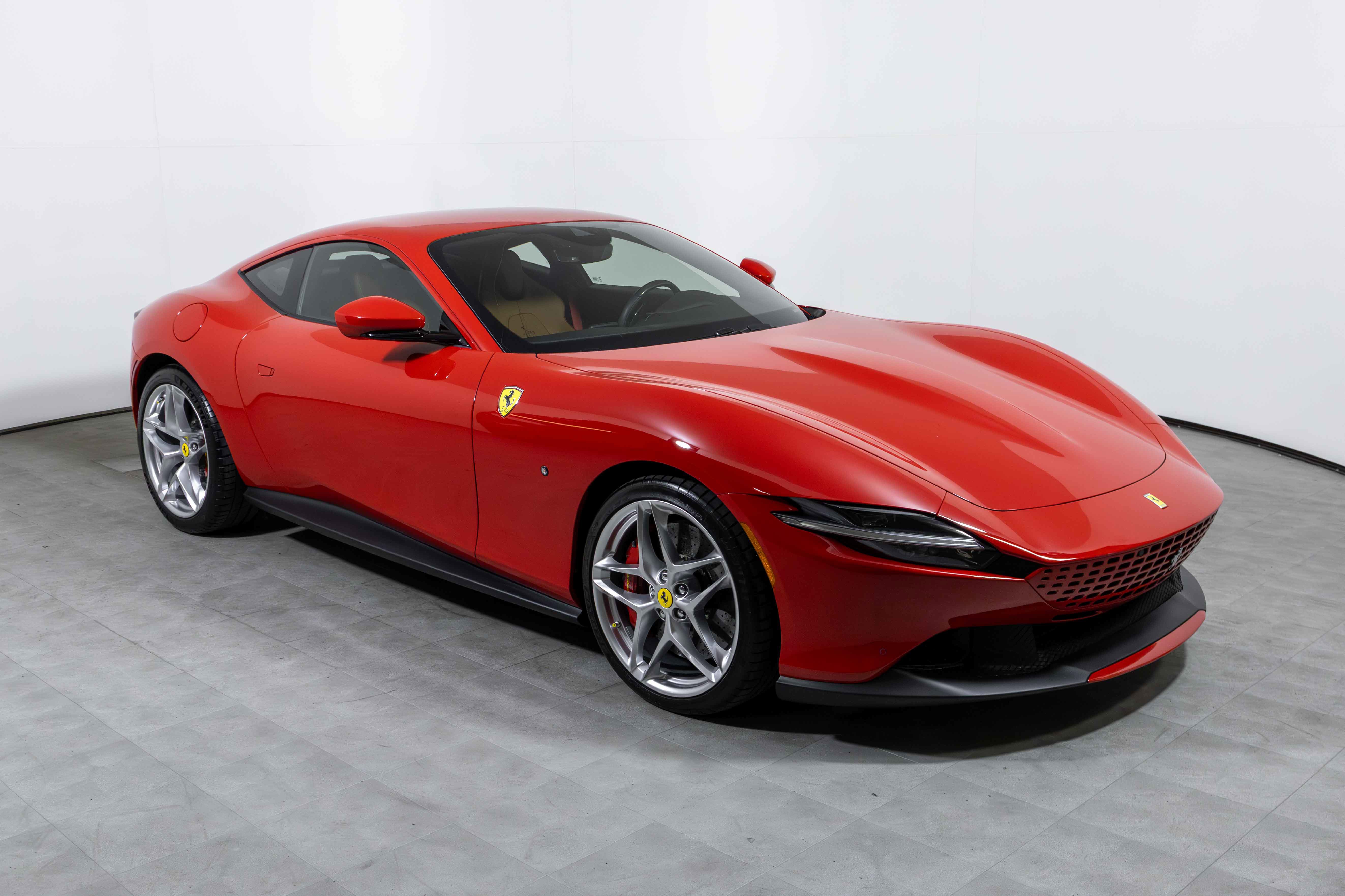 Certified 2023 Ferrari Roma image 4