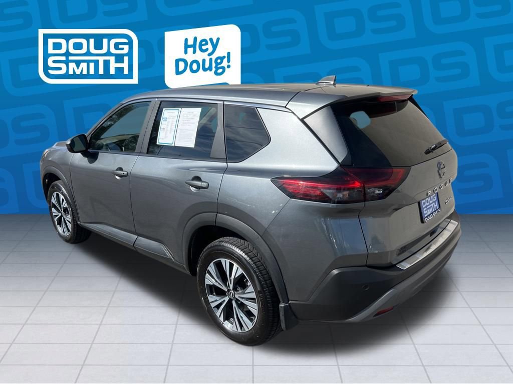 Used 2023 Nissan Rogue SV image 4