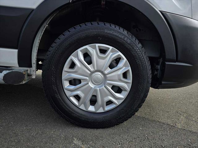 Used 2025 Ford Transit 250 Low Roof w/ Exterior Upgrade Package RWD image 9