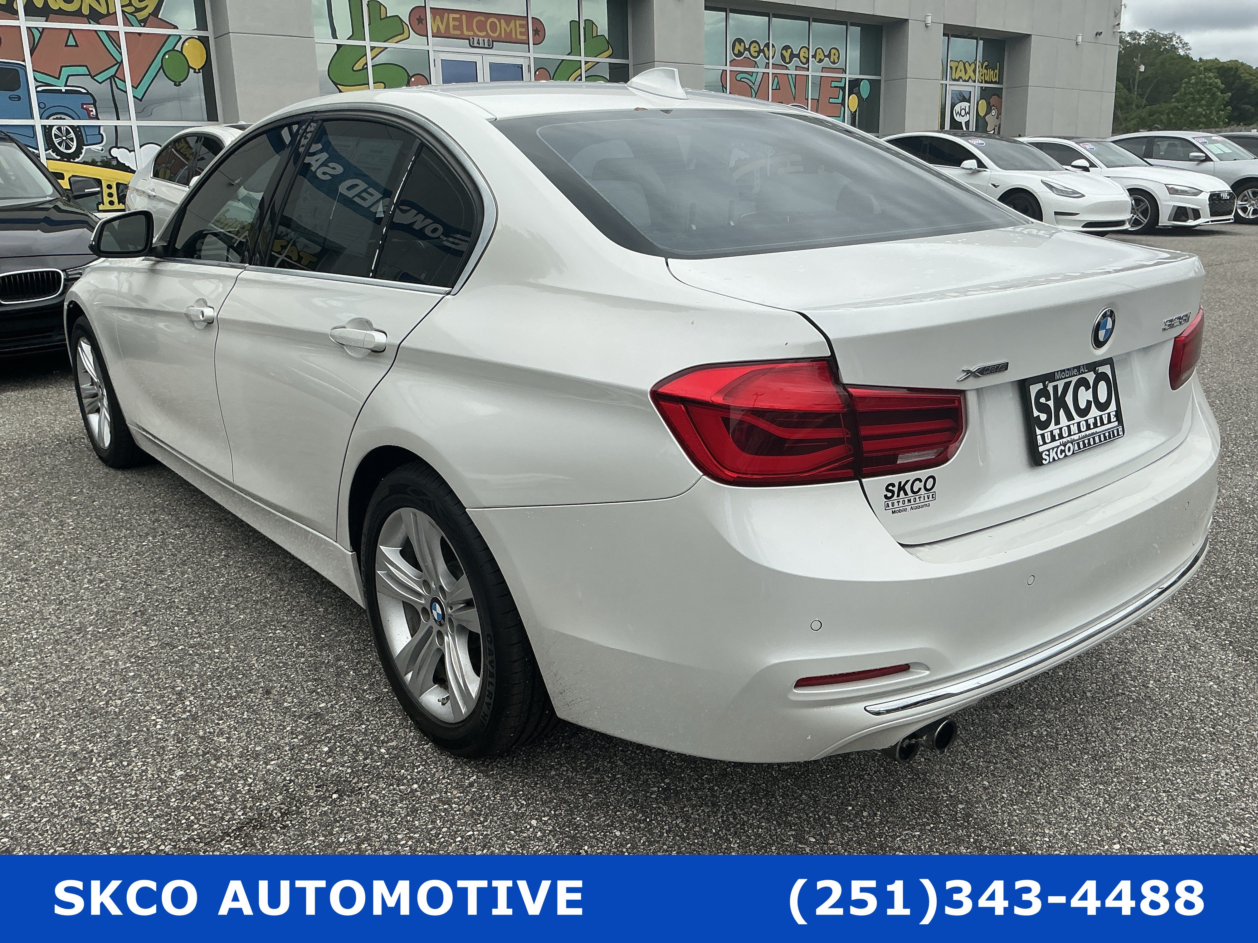 Used 2016 BMW 328i xDrive Sedan AWD/4WD image 8