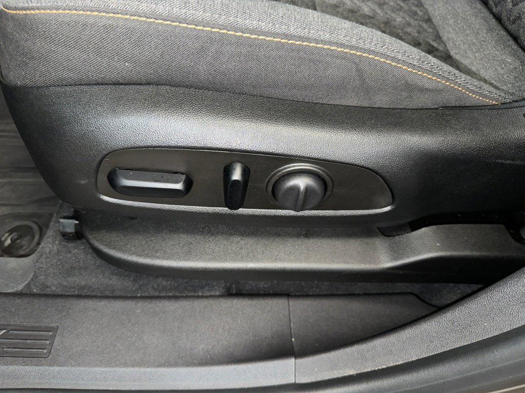 Used 2024 Chevrolet Equinox LT w/ LPO, Floor Liner Package image 3