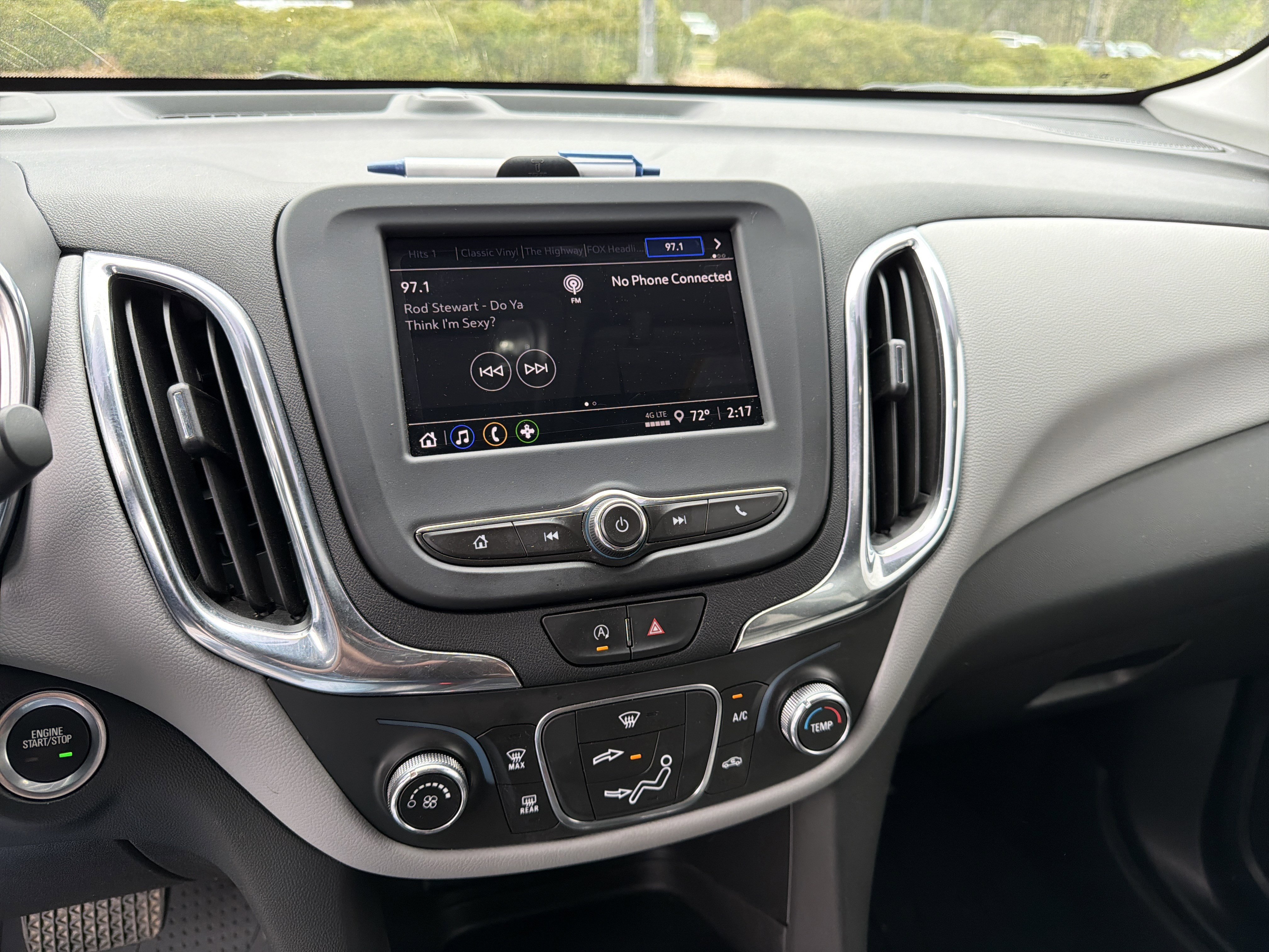 Used 2024 Chevrolet Equinox LS w/ LS Convenience Package image 27